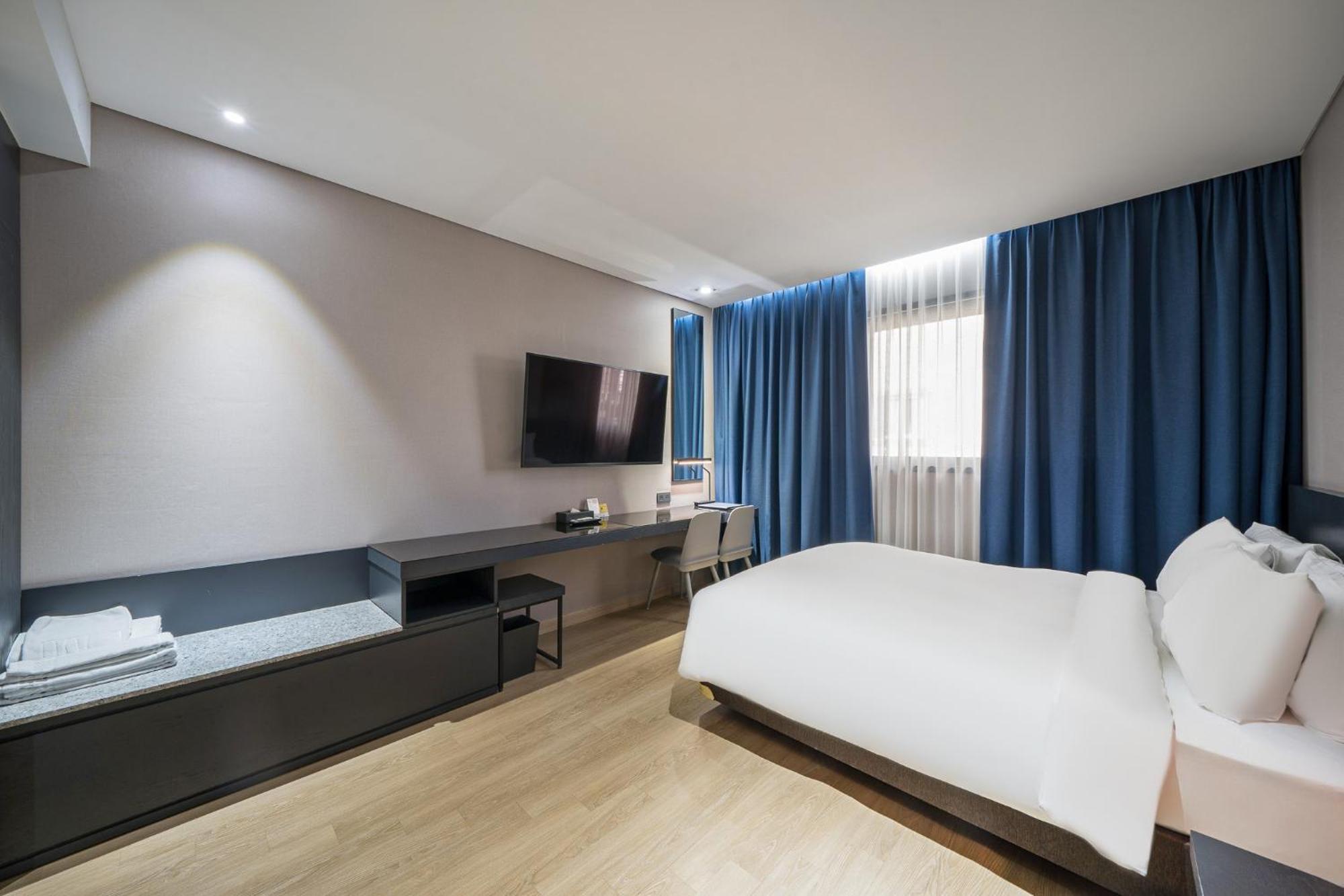 Rivertain Hotel Gyeongju Exterior photo